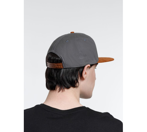 Бейсболка Foreside с прямым козырьком, серая с коричневым