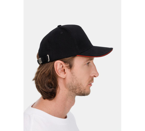 Бейсболка Classic 2.0, черная с красным кантом