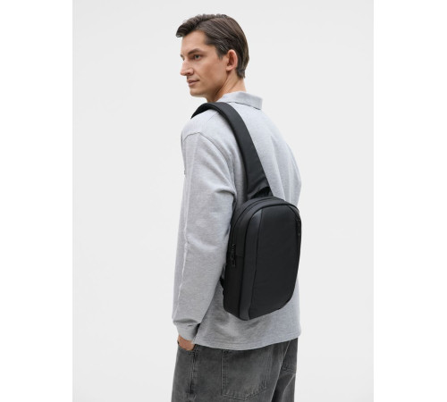 Рюкзак на одно плечо Gravon, черный