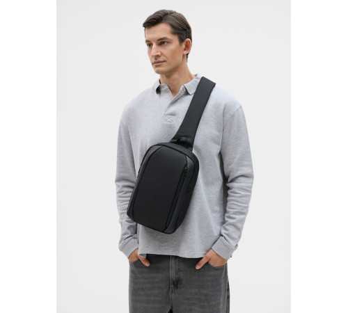 Рюкзак на одно плечо Gravon, черный