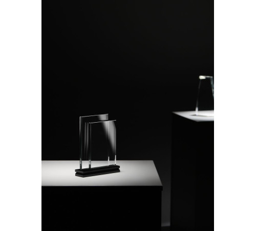 Стела Twinstand