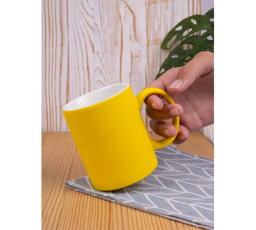 Кружка Promo Soft с покрытием софт-тач, желтая