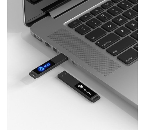 Флешка markBright Black с зеленой подсветкой, 32 Гб