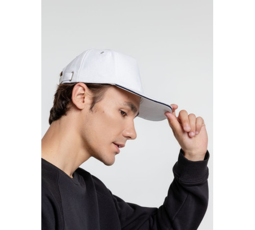 Бейсболка Classic, белая с темно-синим кантом