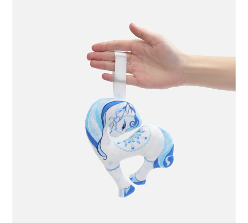 Мягкая игрушка — подвеска «Снежка»