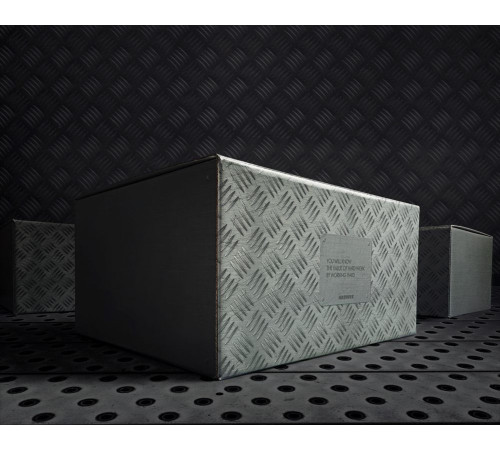 Коробка Hard Work