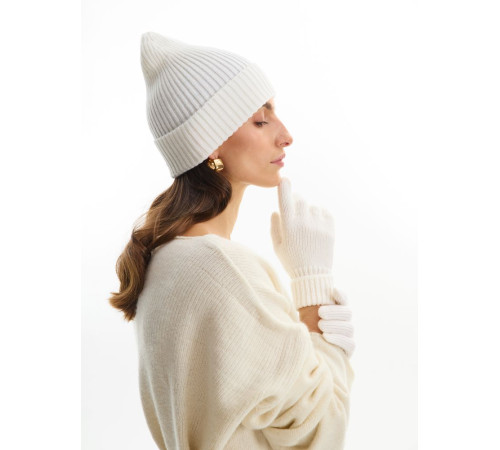 Шапка Bernard, молочно-белая (ванильная)