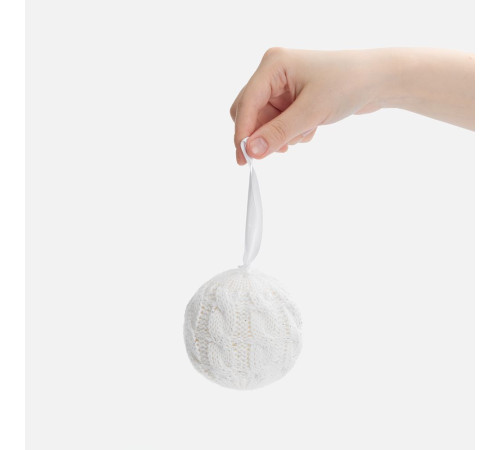 Вязаный шарик «Магия зимы»