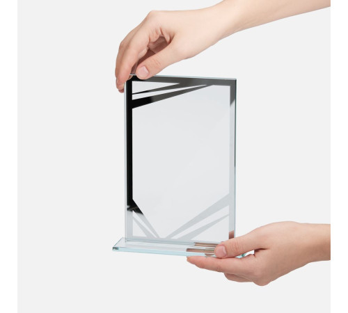 Стела Fame Frame