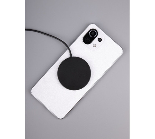 Беспроводное зарядное устройство с магнитами Magmate, черное