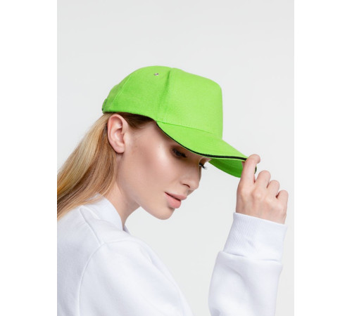 Бейсболка Classic, зеленое яблоко с черным кантом