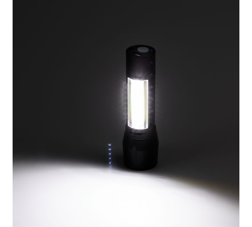 Фонарик аккумуляторный с фокусировкой луча Kirk, черный