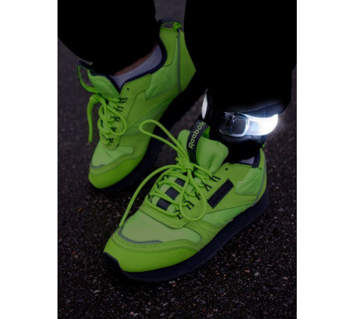 Фонарик — маячок безопасности Forrest Run, черный