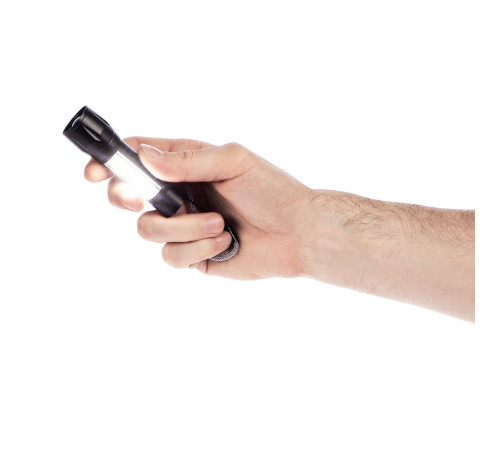 Фонарик аккумуляторный с фокусировкой луча Kirk, черный