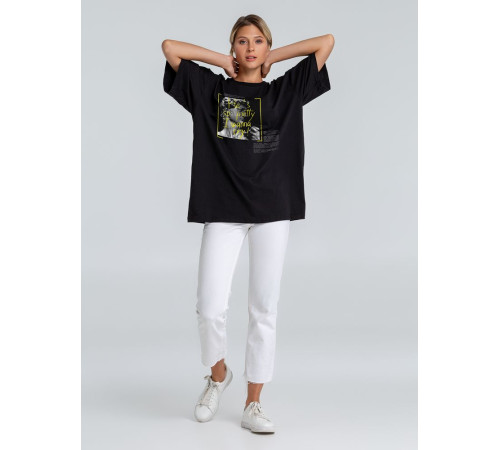 Футболка оверсайз «He is So Pretty. Давид», черная