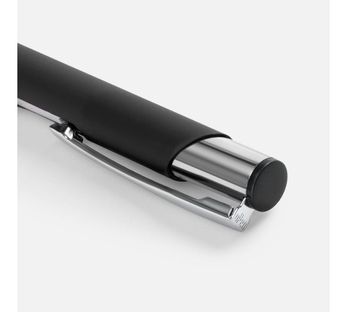 Ручка шариковая Keskus Soft Touch, черная