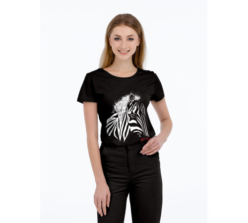 Футболка женская «Арт-рокстар. Kiss Me», черная