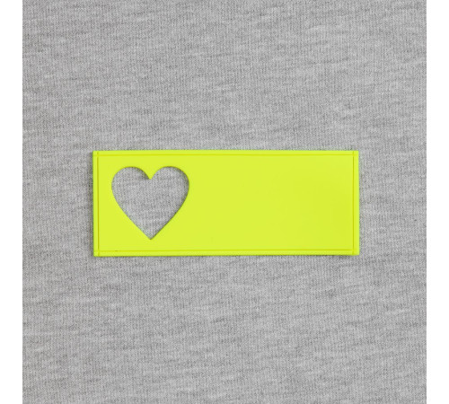 Лейбл из ПВХ с вырубкой «Сердце», желтый неон