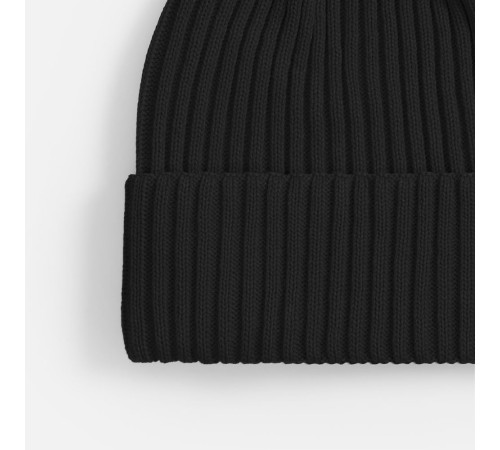 Шапка Yong, черная