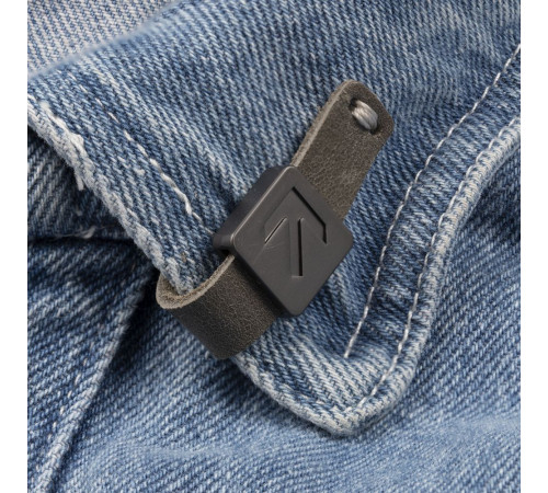 Шильдик на резинку Band, стрелка