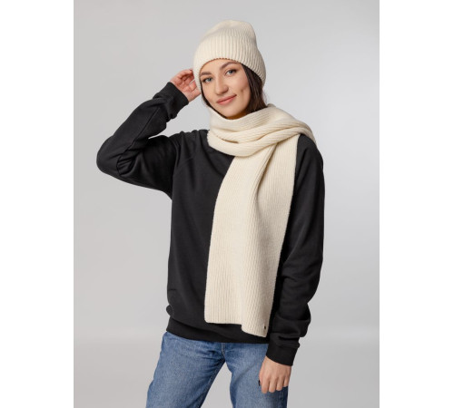 Шапка Tommi, молочно-белая