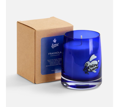 Ароматическая свеча Fragnola, пряная древесина и кардамон, темно-синяя