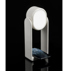 Настольная лампа с зеркалом и беспроводной зарядкой Tyro, белая