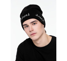 Шапка с вышивкой Drunk, черная