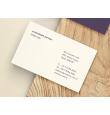 Визитка односторонняя на белой бумаге 350гр